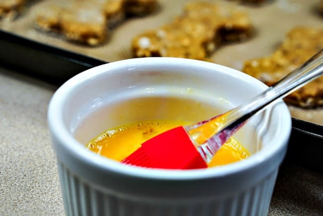 Using an egg wash to glaze homemade dog treats Using an egg wash to glaze homemade dog treats