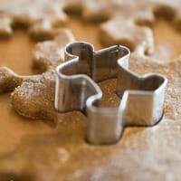 gingerbread_dough_cutout1_2_cropped_200_c