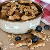 Peanut butter, blueberry and banana dog treats